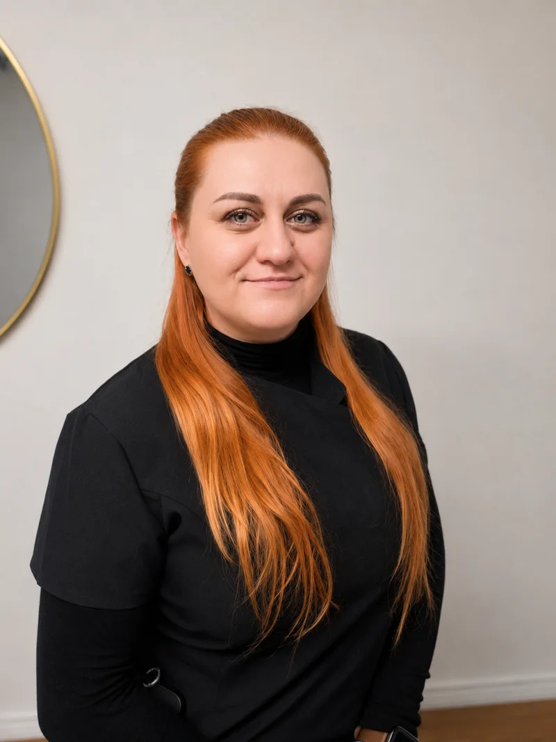Signature Nails & Beauty team portrait